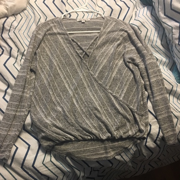 Top - Picture 2 of 2